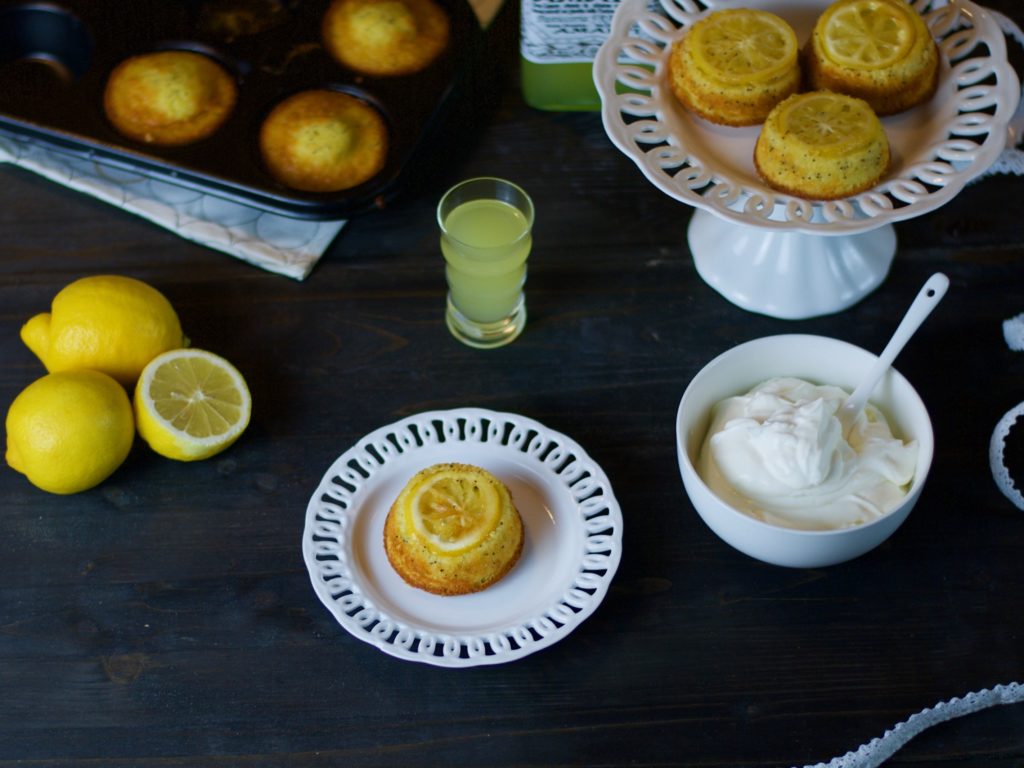 mini upside down lemon cake